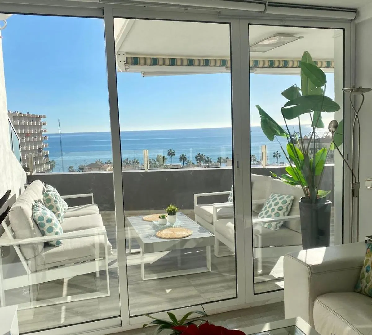 Apartamento Con Vistas Al Mar 토레몰리노스 스페인
